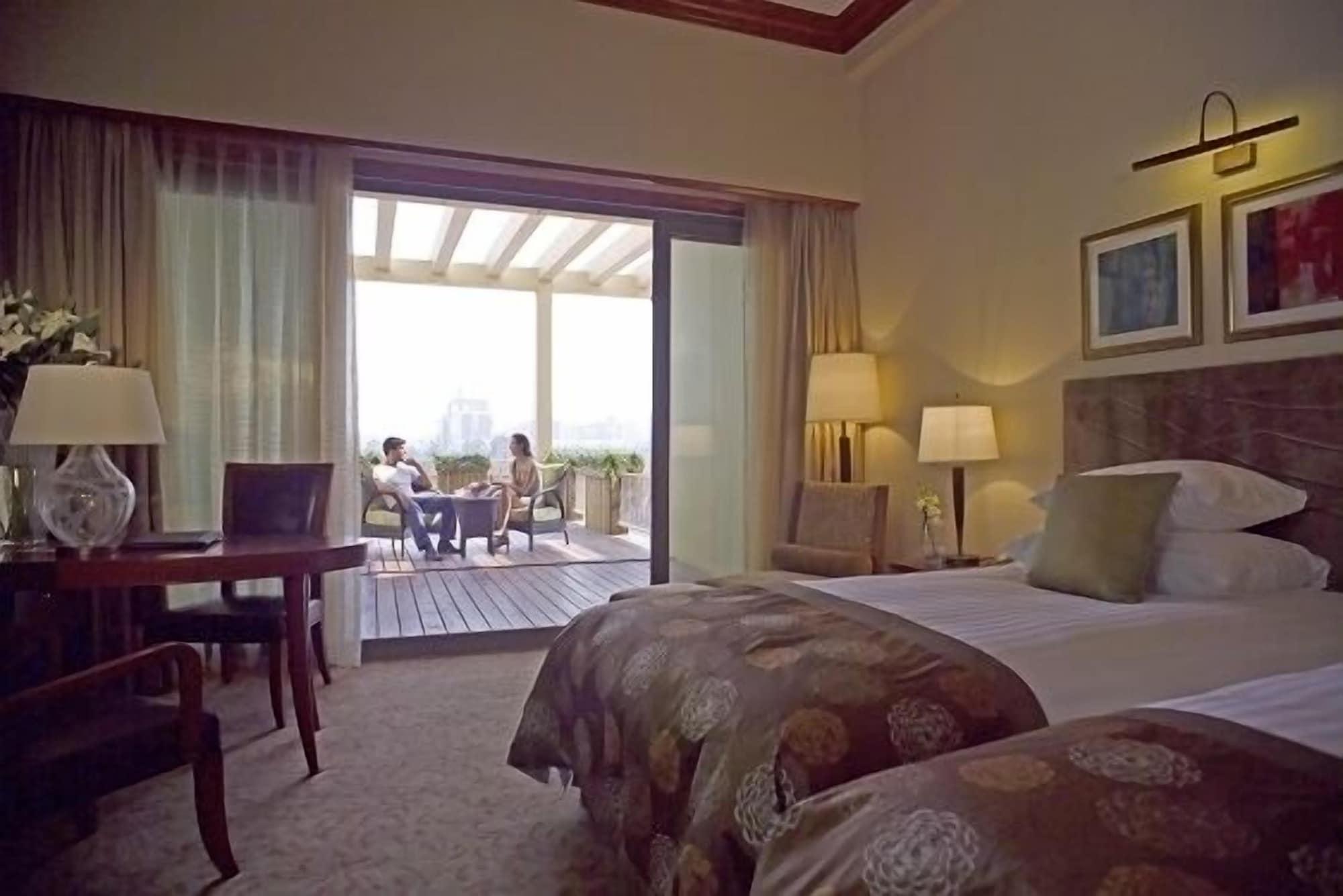 New Century Grand Hotel Kaifeng Bagian luar foto
