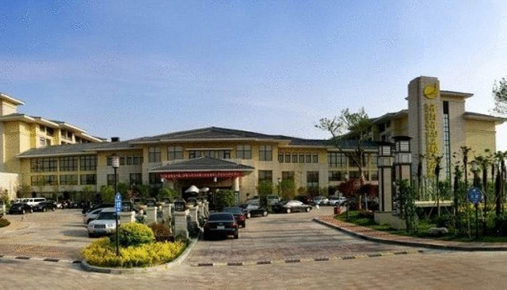 New Century Grand Hotel Kaifeng Bagian luar foto