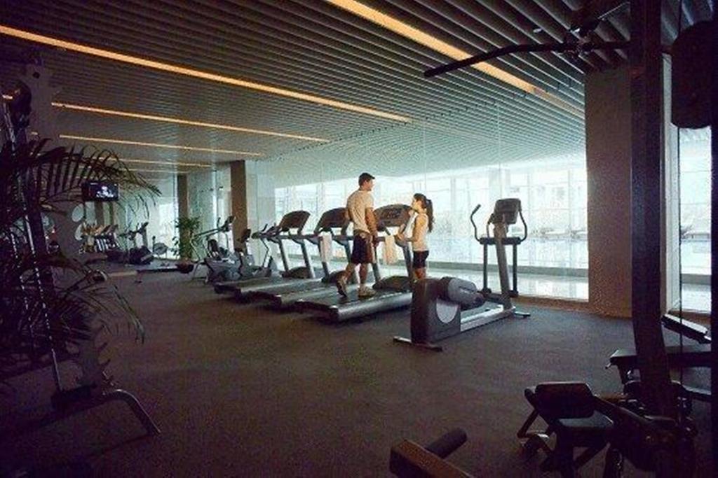 New Century Grand Hotel Kaifeng Bagian luar foto