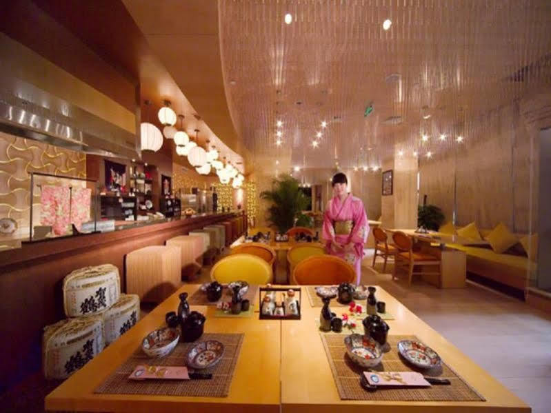 New Century Grand Hotel Kaifeng Bagian luar foto